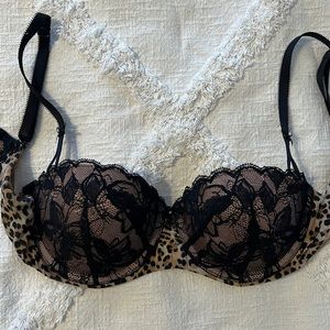 Victoria’s Secret balconet bra
